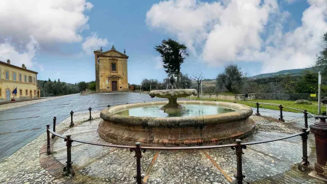 Piazza di Montoro